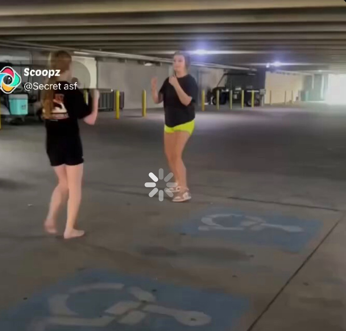 that’s a featherweight vs a heavyweight🤣🤣🤣